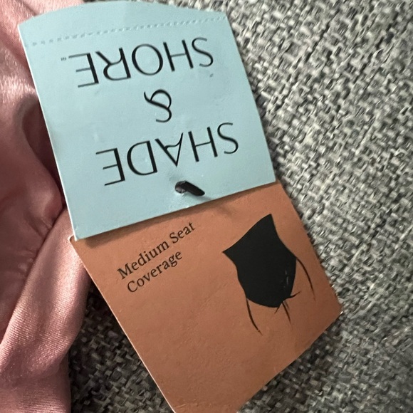 Shade & Shore women’s cut out one piece swimsuit - Picture 5 of 6